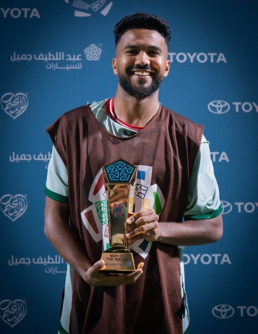 خالد الغنام لاعب الاتفاق