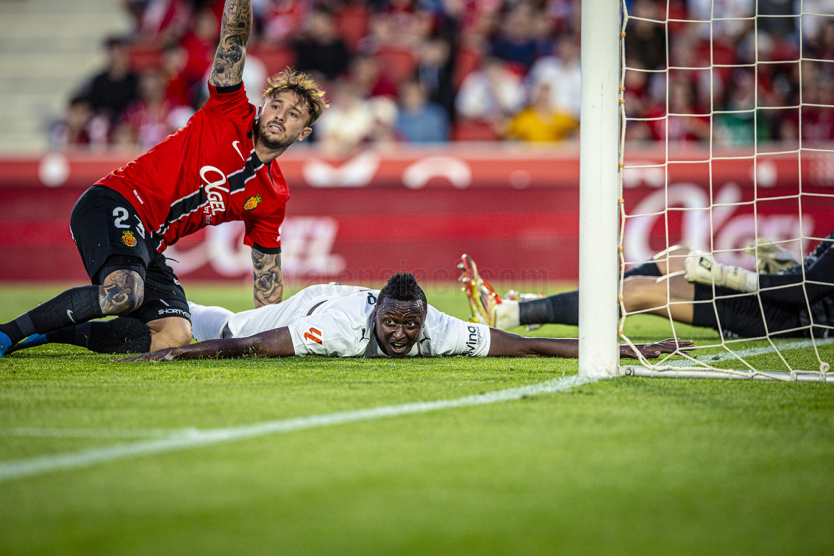 صادق بعد تسجيل هدف التعادل