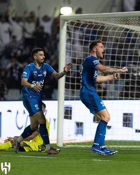 لحظة تسجيل هدف الفوز للهلال