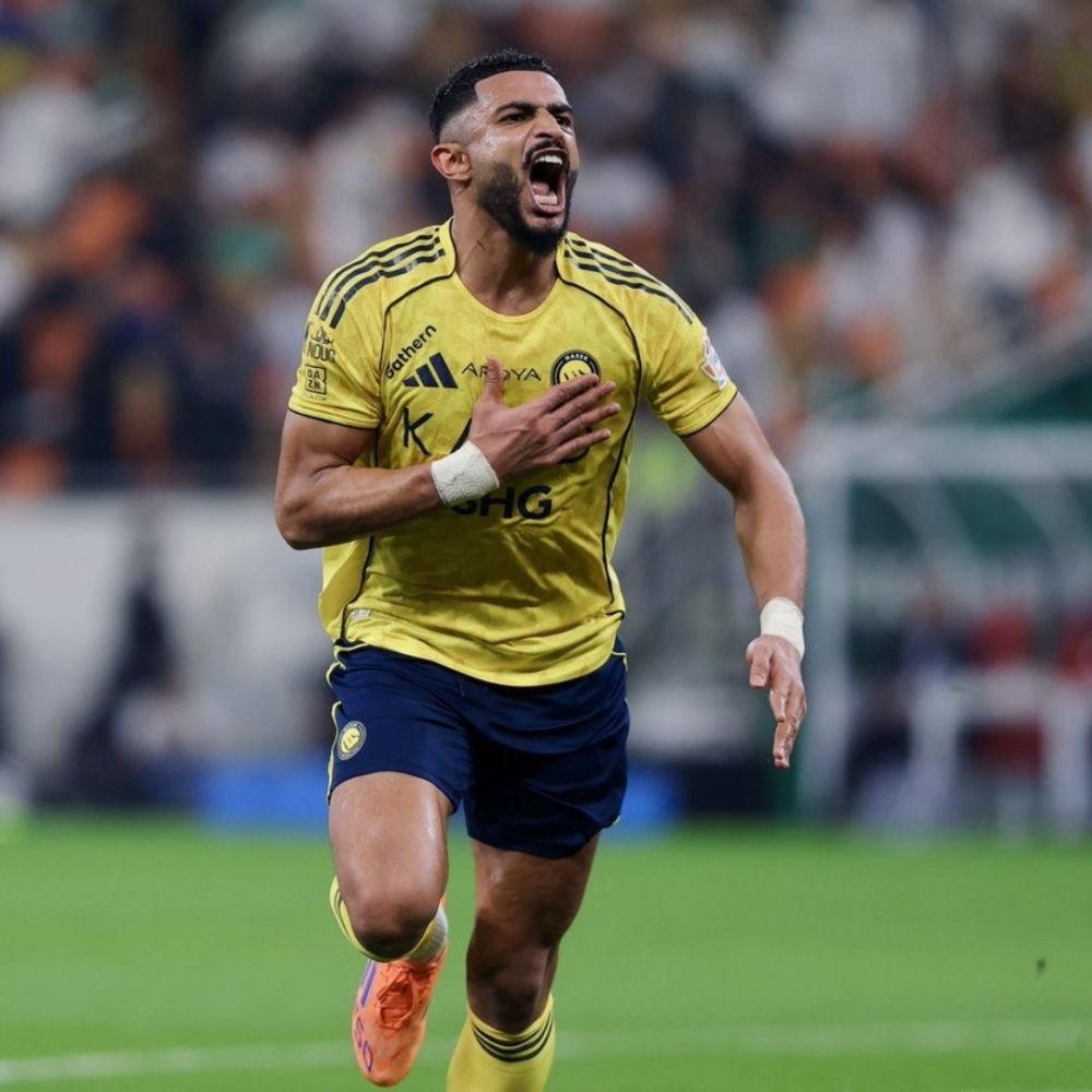 عبدالإله العمري لاعب النصر