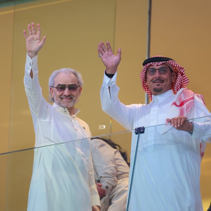 رئيس نادي الهلال الأمير نواف بن سعد