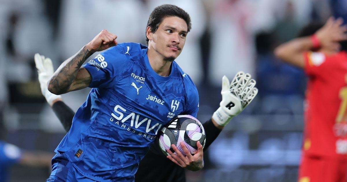 داروين نونيز مع الهلال